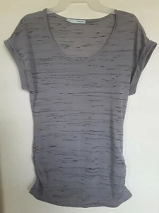 Maurices Womens Size M Short Sleeve Ruched Side Stretch Scoop Neck Gray Top  - Picture 1 of 4