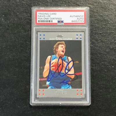2007-08 Topps Chrome #42 David Lee Signed Card AUTO PSA Slabbed Knicks - Image 1 of 2