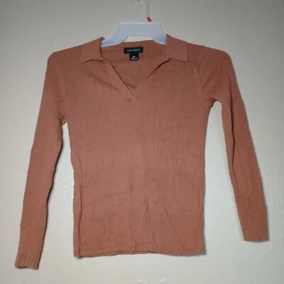 Suéter Club Monaco Mujer Pequeño Mezcla de Lana Elástico Acanalado Tejido Preppy Acogedor Foto 1 de 4