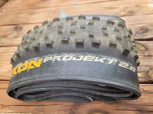 Continental Der Baron Projekt 2 ProTection Apex 27,5 x 2,6 Tubeless Black Chili - Imagen 1 de 5