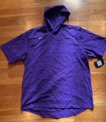 Camiseta Nike Para Hombres con Capucha Jugador Mangas Cortas Elige Talla y Color TINI {&} Foto 1 de 4