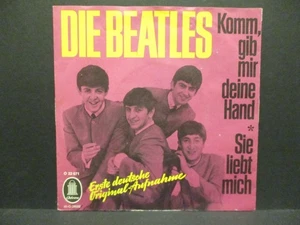 THE BEATLES  7" : Komm, gib mir deine Hand / Sie liebt dich (mich) = rare 1964 - Bild 1 von 4