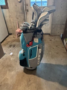 Cobra Women’s Right Handed 12 piece Golf Set - Picture 1 of 2