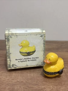 Boyds Bear Schatzkiste - Bernie's Rubber Duckie With Splash McNibble - Bild 1 von 7