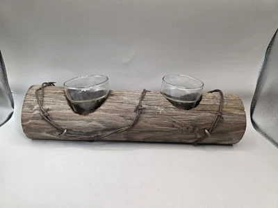 Juego de candelabros de madera recuperada de alambre de púas de granja rústico (2 votos) Foto 1 de 4