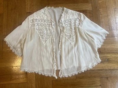 Antique 1920s Silk Lace Bed jacket Five Point Stars Rare Size Small Bridal - Image 1 of 4