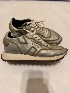 GHOUD VENICE Sneaker mit Glitzer-Effekt abgesetzt - Silber 498 $ Größe 39 Italien - Bild 1 von 9
