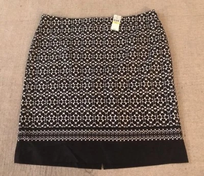 Falda para mujer Van Heusen talla 18 cremallera y abertura en la espalda #1506 Foto 1 de 4