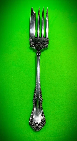Antique Solid Peru Silver Serving Fork Floral Design - 7 1/2” -  1.83 T Oz Cover