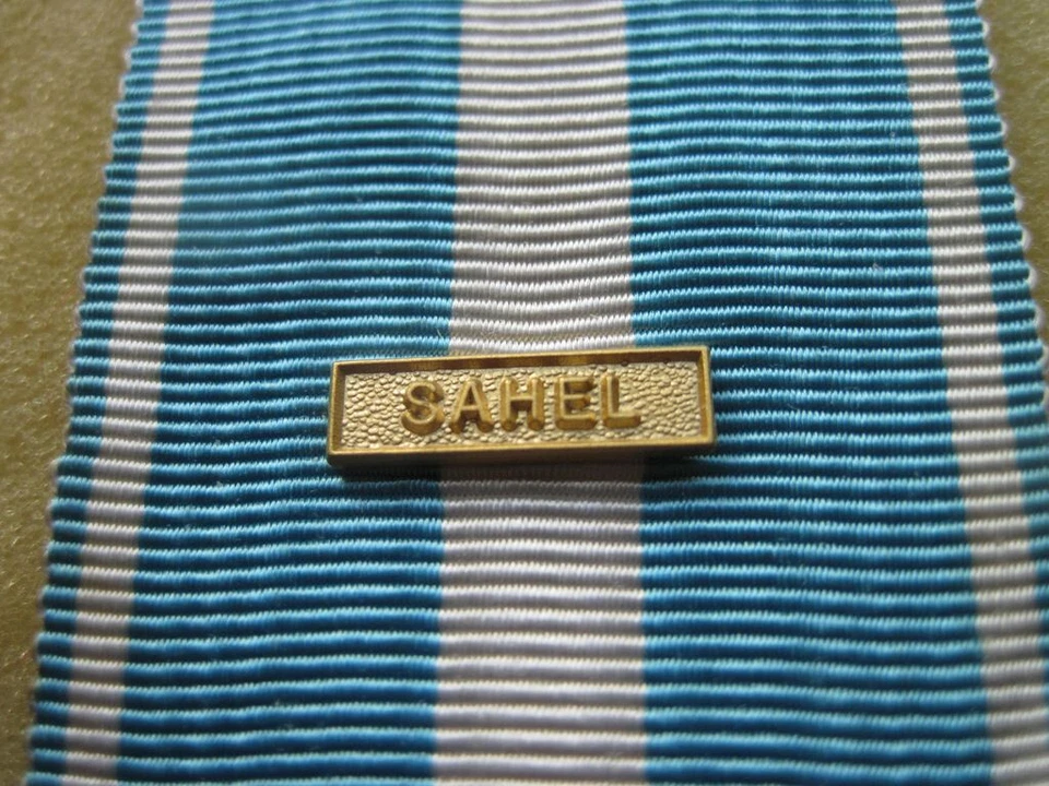 Agrafe Réduction ou Miniature SAHEL