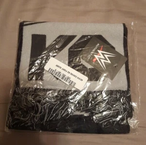 NWT Kevin Owens KO Fight Scarf WWE Black/Gray - Foto 1 di 3