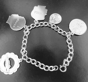 VINTAGE STERLING SILVER CHARM BRACELET - 21 grams - Picture 1 of 7