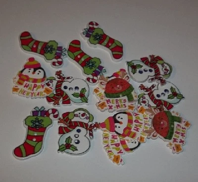 New 16  Wooden  Christmas  2 Hole Button Craft  Scrapbooking etc. Wood  New  GA - Image 1 of 2
