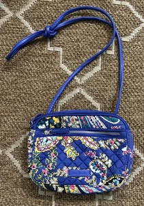 VERA BRADLEY Crossbody Handbag, Pretty Paisley Pattern, Pre-Owned, EUC - Picture 1 of 18