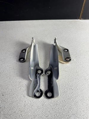 Bisagras del capó delantero Mazda Miata 1999-2005 lado izquierdo y derecho bisagra blanca OEM Foto 1 de 3