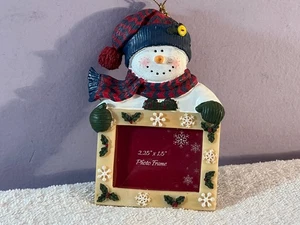 Weihnachten Foto Ornament Schneemann Halterahmen mit Schneeflocken & Stechpalme AA920 - Bild 1 von 2