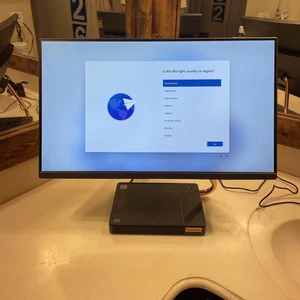 Lenovo IdeaCentre AIO 5 24IMB05 24" 256GB SSD, Intel Core i5, 8GB Ram - Picture 1 of 8