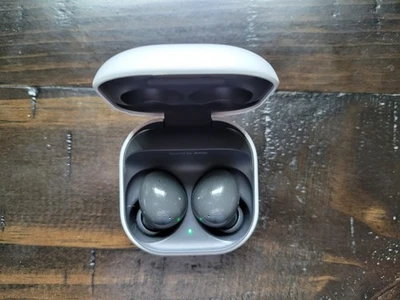 Samsung Galaxy Buds2 (SM-R177) - Image 1 of 3