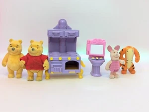 Mattel Winnie the Pooh's Friendly Places Treehouse Stove Sink Piglet Pooh lot - Picture 1 of 8