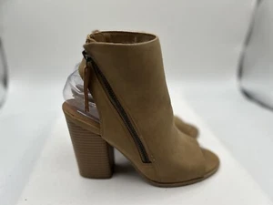 Dolce Vita Booties Women's Sz 6 Tan Faux Leather Side-Zip Block Heel Peep Toe - Picture 1 of 8