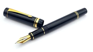 VINTAGE PARKER CENTENNIAL DUOFOLD FOUNTAIN PEN IN BLACK 18K MEDIUM NIB UK 1988 - Picture 1 of 12