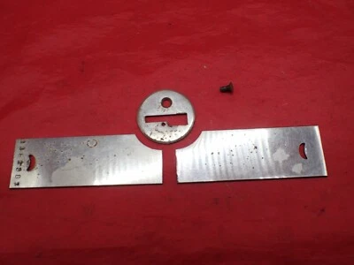 Placas deslizantes antiguas de bobina y aguja para máquina de coser Pfaff Treadle de 1900 Foto 1 de 4