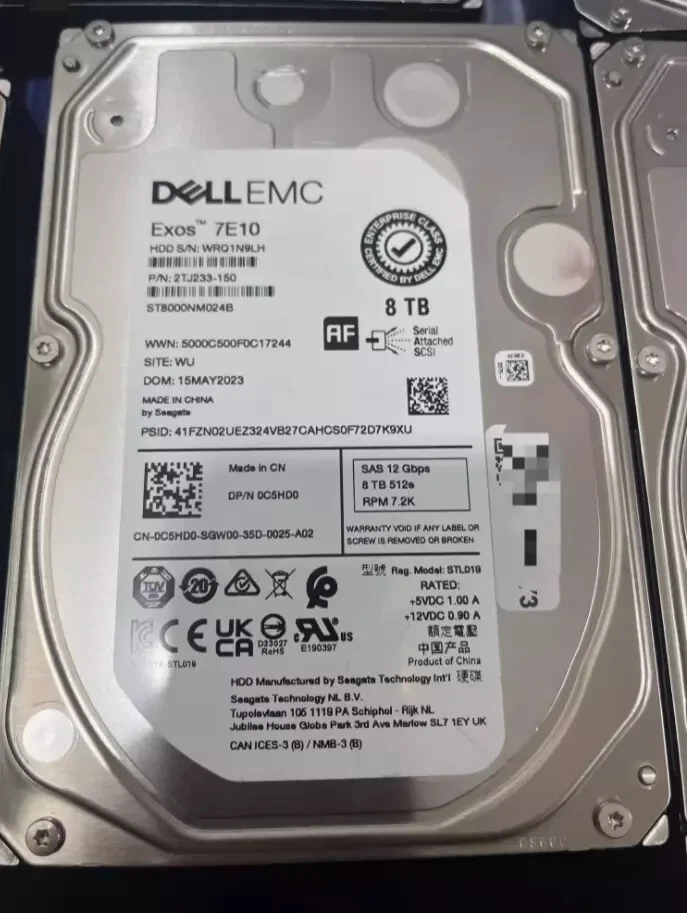 New Dell EMC 8T SAS 3.5 7.2K hard drive without tray C5HD0 0C5HD0 - Image 1 of 1