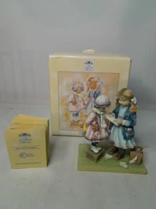Christine Haworth GOING FAR Estatuilla Caja de Pintura Poppets Colección Leonardo - Imagen 1 de 9