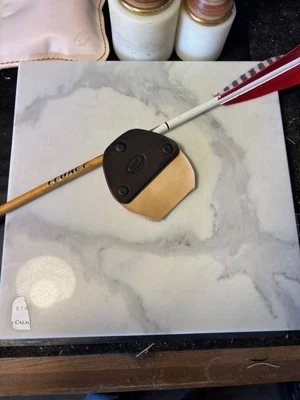 Traditional Archery 3 Under Tab American Custom - Image 1 of 4