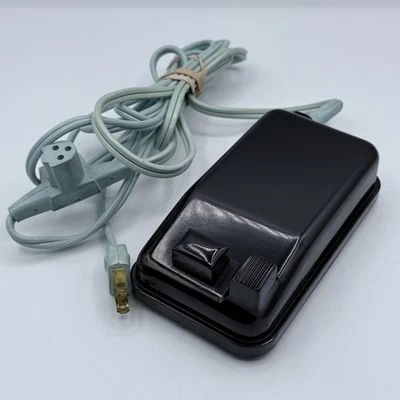 Singer Sewing Machine Motor Controller Foot Pedal Speed Control 89480-001 - Image 1 of 4