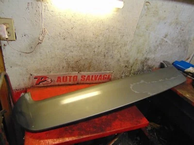 02 03 05 04 Kia Sedona oem factory rear hatch mounted wing spoiler  - Image 1 of 4