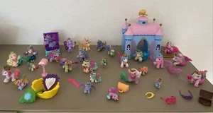 Filly Ponys Und Schloss - Bild 1 von 6