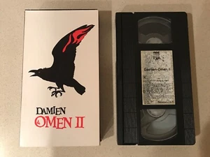 Damien: Omen II (VHS, 1992) William Holden, Lee Grant - Picture 1 of 3