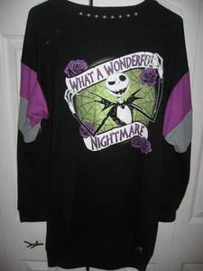 Camiseta más larga mediana para mujer nueva sin etiquetas negra Halloween WHAT A WONDER NIGHTMARE - Imagen 1 de 1