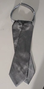 Ermenegildo Zegna Cravatta Ascot vintage mai usata (Da corredo). Davvero unica - Foto 1 di 24