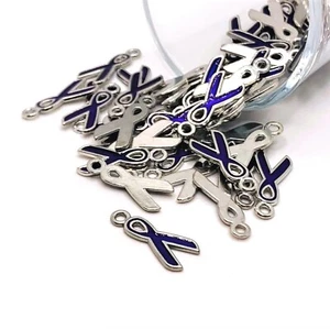 4, 20 oder 50 GROSSPACKUNG Stck. Lila und Silber Bewusstsein Band Charms - US-Verkäufer - PR067 - Bild 1 von 4