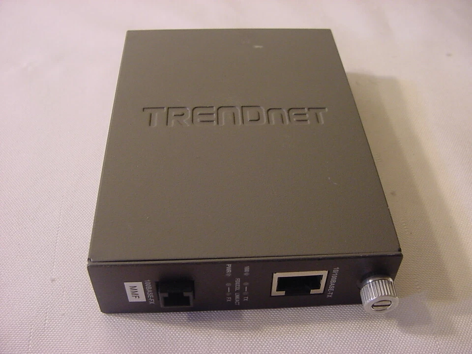 CONVERSOR DE FIBRA TRENDNET TFC-110mm  - Imagem 1 de 3