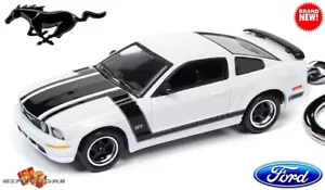 ๐๐๐ฆVERY RARE KEYCHAIN WHITE FORD MUSTANG GT BOSS CUSTOM Ltd Ed๐NICE GIFT๐๐ - Picture 1 of 11