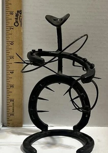 Handmade Cowboy Horseshoes Welded Art Sculpture (B-Z3) - Picture 1 of 6