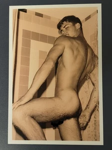 4x6 pulgadas. Impresionante Hombre Musculoso Duchándose - Foto de Reimpresión de Interés Gay - Imagen 1 de 1