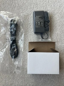 NEW CUI INC AC DC Power Adapter 15V 2.4A 36W SDI36-15-UD - Picture 1 of 1