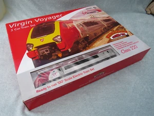 BACHMANN 30-601 VIRGIN VOYAGER BOXED 3 CAR TRAIN SET CLASS 220 ALMOST PRISTINE - Picture 1 of 10