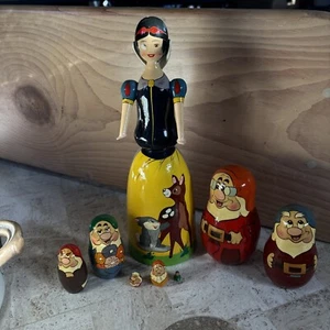Vintage Snow White And Seven Dwarves Wood Nesting Doll with arms, complete - Picture 1 of 8