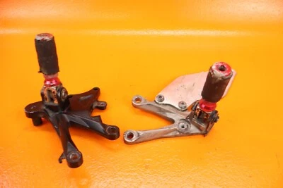 Kawasaki Ninja ZX10 ZX10r 2006-2007 estriberas de pasajero Foto 1 de 4