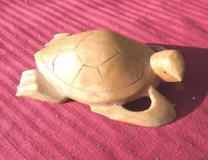 De colección Hawaii Tiki Escultura de Arte Tortuga Marina Rubia MADERA tallada en madera hecha a mano - Imagen 1 de 6