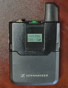 Sennheiser AVX Digital Wireless Mic Bodypack Transmitter SK-AVX v4 (USA) mit BA30 - Bild 1 von 4