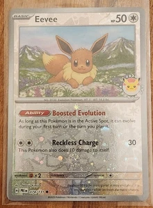 Eevee 074/131 Pokémon Tag 2025 Kosmos Holo Prismatic Evolutions - Bild 1 von 2