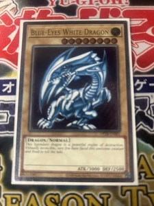 Yu-Gi-Oh! TCG - Blue-Eyes White Dragon - Ultimate Rare - OP28-EN001 - LP - Picture 1 of 10
