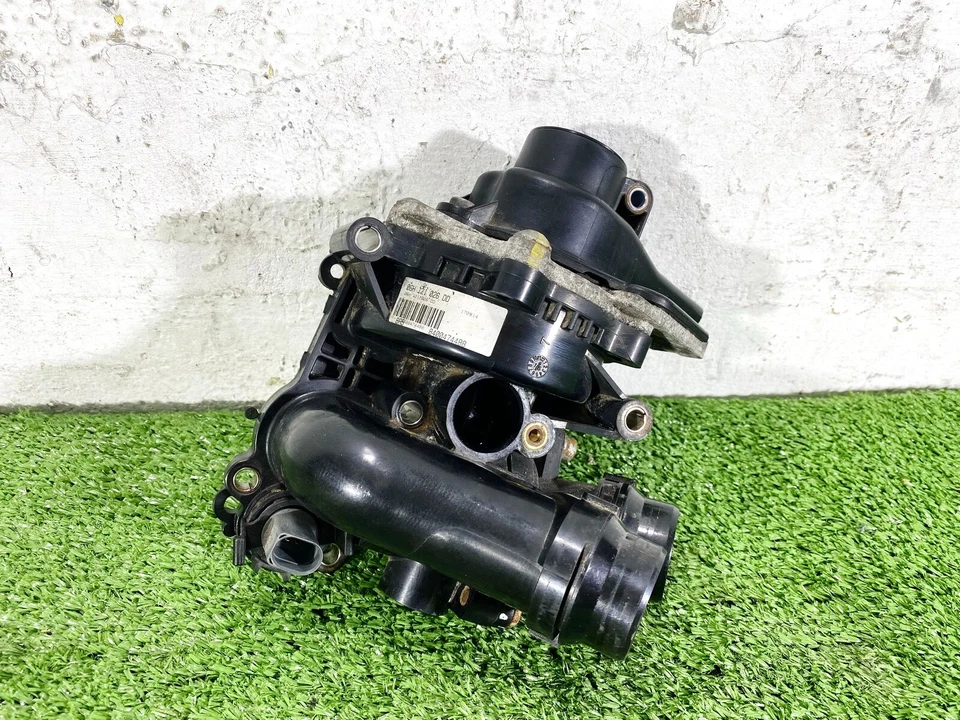 15-18 AUDI Q3 8U 2.0L TFSI MOTOR REFRIGERANTE REFRIGERACIÓN BOMBA AGUA MONTAJE OEM Foto 1 de 3