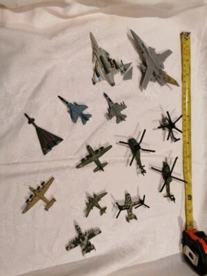 Military Militär 9xFlugzeuge, 3xHubschrauber LGTI 1:200? Modelbau Spur N? Konvol - Bild 1 von 4